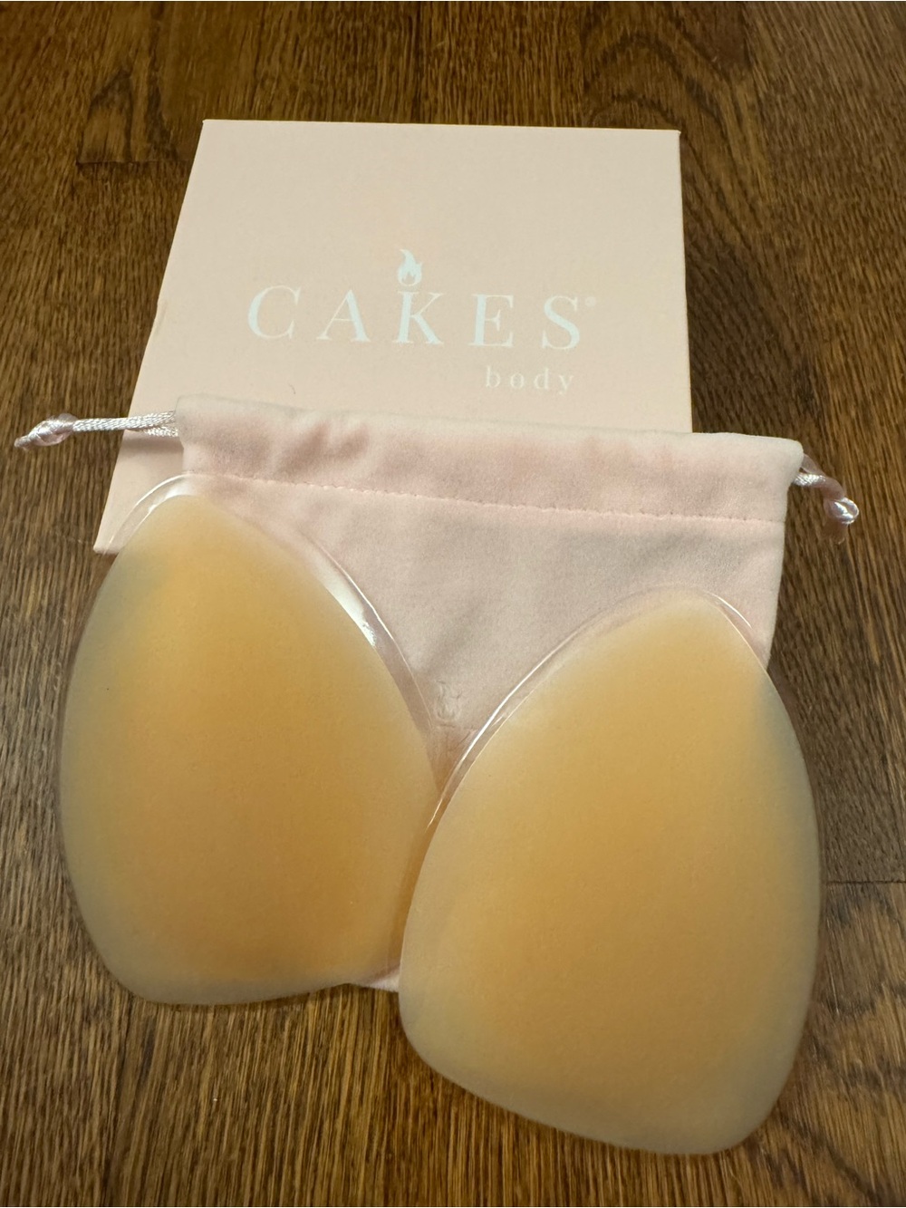 Cakes Grippy Trisngkes in Honey-Silicone Bra Cups